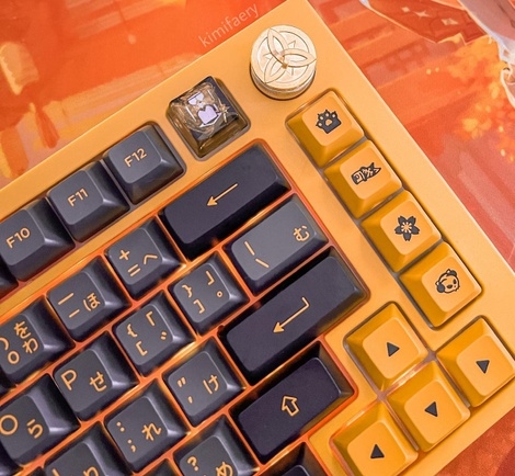 Black and Gold Japanese keycaps