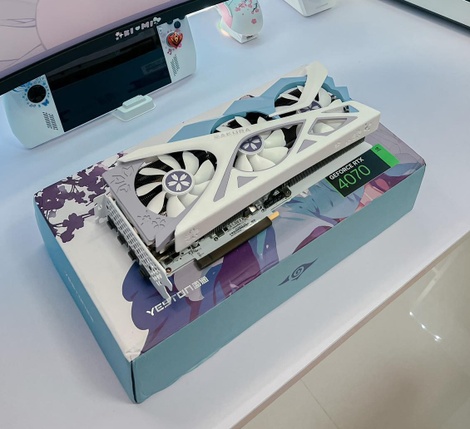 YESTON Nvidia GeForce RTX4070 Sakura Hitomi